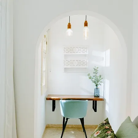 1bdr Sunny Terrace 公寓 圣米格尔德阿沃纳